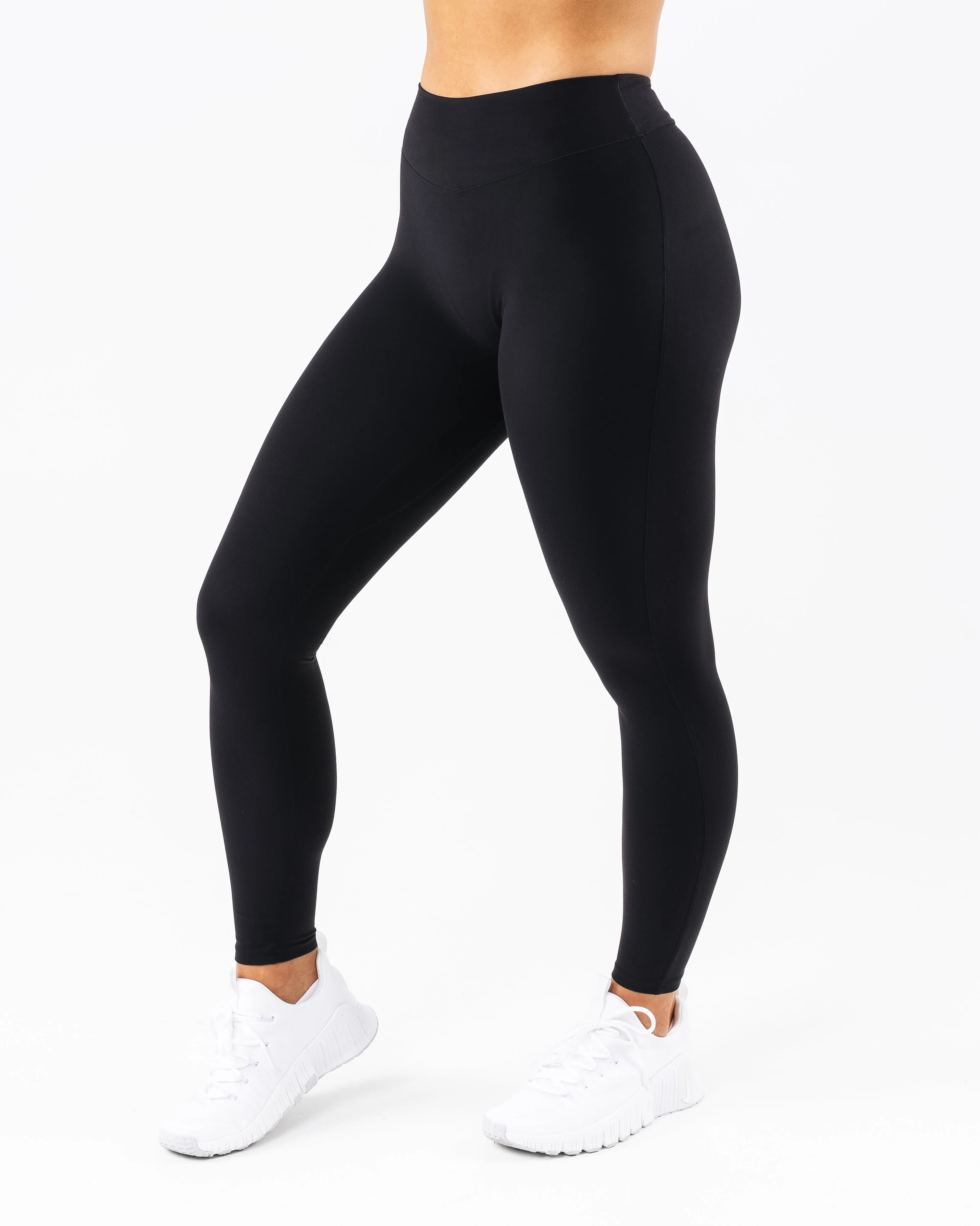 Dip Back Legging - Black